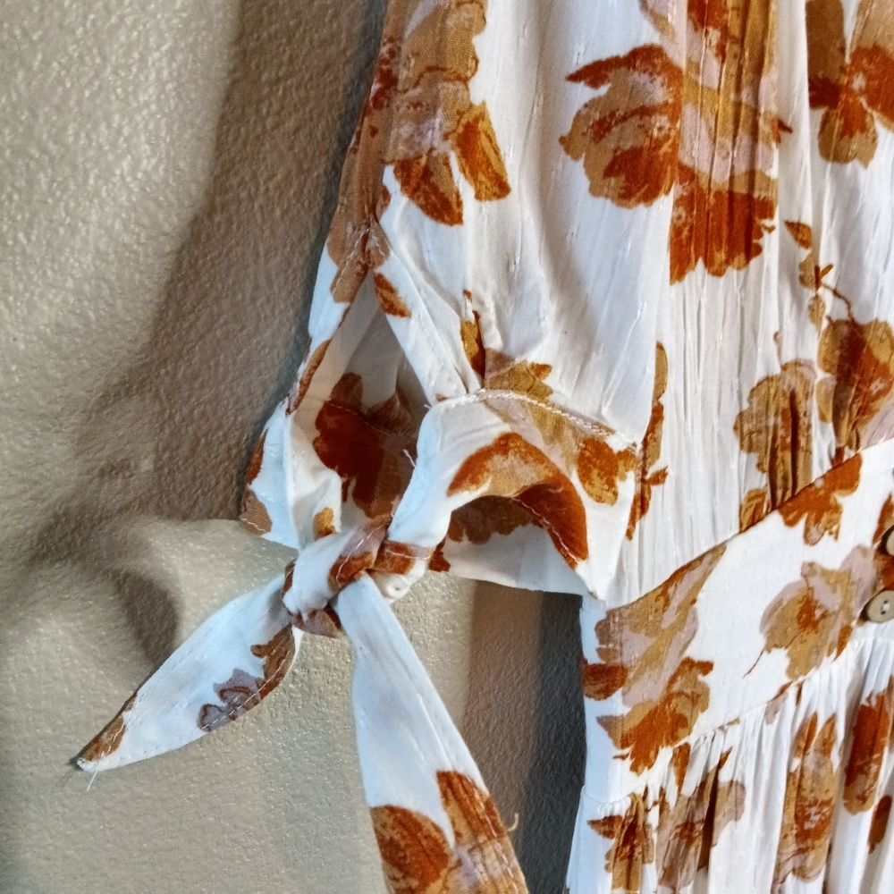 Altar'd State Stacie Floral Midi Dress Small NWT - Picture 4 of 14